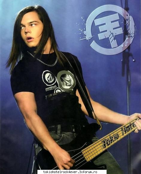 name georg-20 ani- prietenul nostru de'o viata dar remutase tara lui- membru tokio hotel [noi stiam]