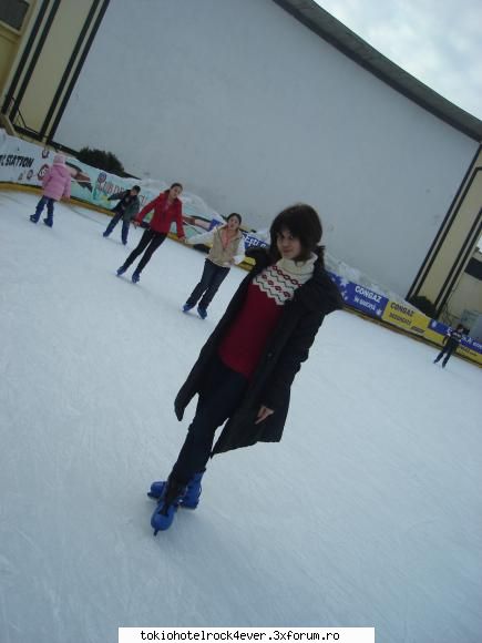 sa privitzi :nebun: ! chestii pe care le simtzim ..vrem..pe moment:d adik acuma!!!