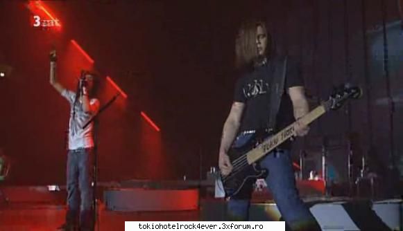 tokio hotel live oberhausen totzi dadeau aveau mai bun din ei! adevaratzi  