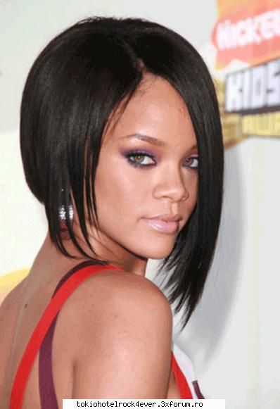 rihanna acu` poze tunsa...