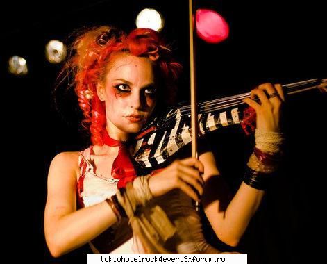 emilie autumn 11..e foarte frumoasa