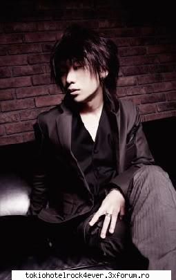 12012(ichi nī zero ichi ni) - El este Yūsuke Suga celalat chitarist - *..::Other Bands::..*