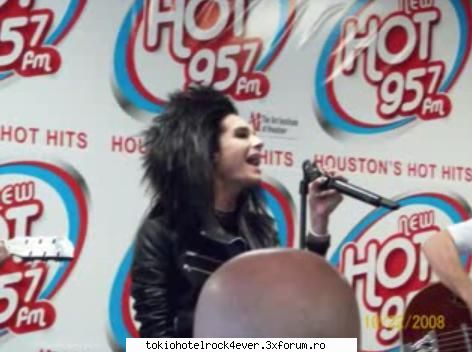 95.7 hot studios houston ( ) - MissKaulitz - *..::Gallery::..*