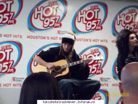 95.7 hot studios houston ( ) - MissKaulitz - *..::Gallery::..*