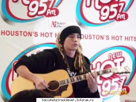 95.7 hot studios houston ( ) - MissKaulitz - *..::Gallery::..*