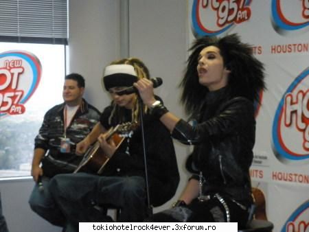 95.7 hot studios houston ( ) - MissKaulitz - *..::Gallery::..*