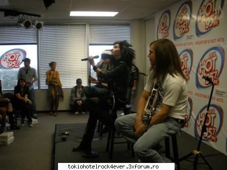95.7 hot studios houston ( ) - MissKaulitz - *..::Gallery::..*
