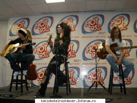 95.7 hot studios houston ( ) - MissKaulitz - *..::Gallery::..*