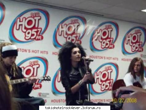 95.7 hot studios houston ( ) - MissKaulitz - *..::Gallery::..*