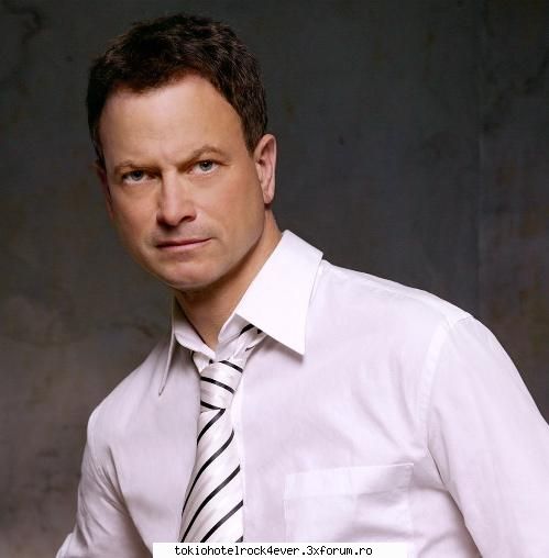Actori preferati - gary sinise dak nuh ma insel stie sa cante la - *..::Movies/Actors::..*