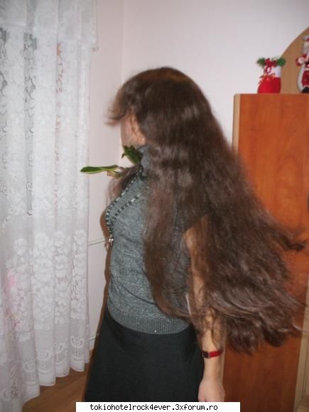 Akasha... i mean... me :) - ma invarteam.. ameteam prin casa =))))) - *..::Me, myself & I::..*