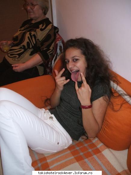 Akasha... i mean... me :) - de rev,.,, =))))) - *..::Me, myself & I::..*