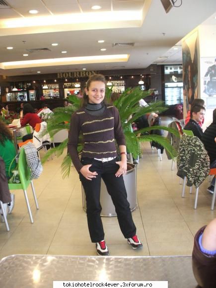Akasha... i mean... me :) - fusei si eo p`aci.. si gata.. sa`mi faca lumilii - *..::Me, myself & I::..*