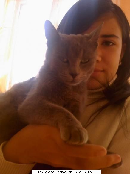 Alinnaaa - aici sunt eu si al 4 membru al familiei TOM - *..::Me, myself & I::..*