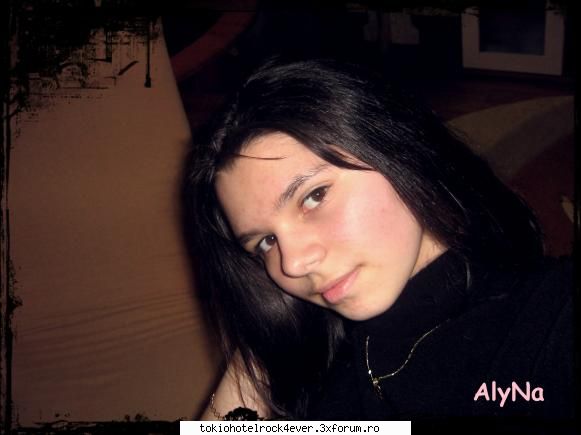 AlyNa MadeLeiNe - da uita-te unde se uita eah dah, am ochii caprui - *..::Me, myself & I::..*