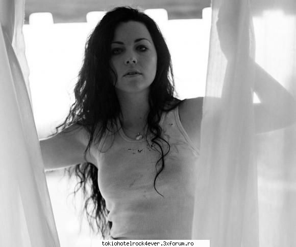 Amy Lee - *KiKi* - *..::Other Bands::..*