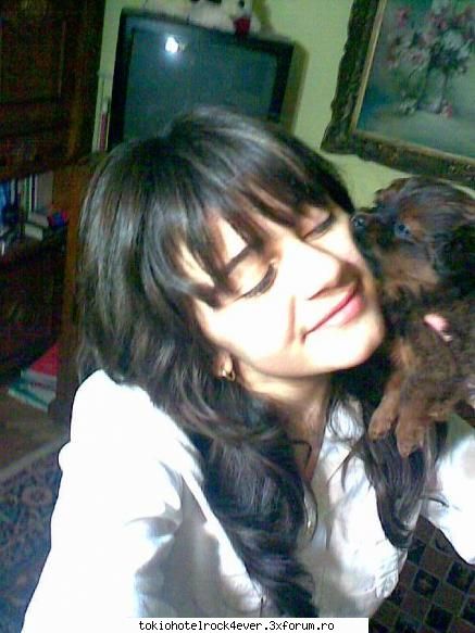 Animalutzele noastre ;;) - acest e frodo...care din pacate... :( :( - *..::Cafenea::..*