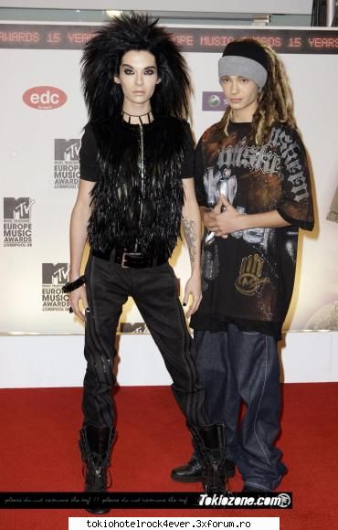 Au Castigat :x:x:x - da mey narcis ai dreptate vesta aia sau ce era - *..::Tokio Hotel::..*