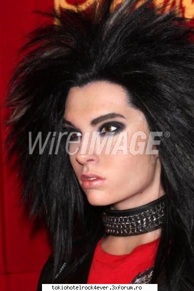 Bill Din Ceara - parca are barbia aia cam si a acele buzecam - *..::Bill Kaulitz::..*