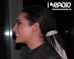 Bill chiar are dreaduri! - bah deci cat timp sunt eu aici sa nu va aud ca ii - *..::Bill Kaulitz::..*