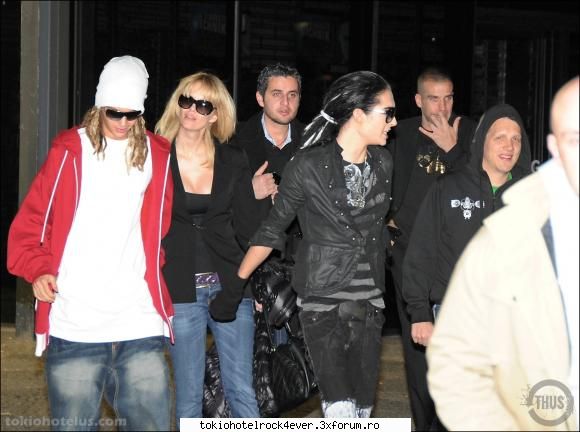 Bill chiar are dreaduri! - deci sa fiti antene la poza cand il tine de - *..::Bill Kaulitz::..*