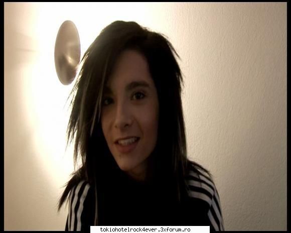 Bill nemachiat - am si eu poze cu bill nemachiat ...ii sta foarte - *..::Bill Kaulitz::..*