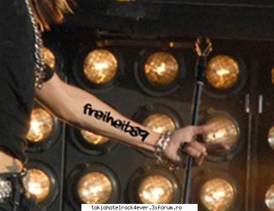 Bill's new tatoo - am auzit k Bill shi'a facut 1 tatuaj nou nush dak - *..::Bill Kaulitz::..*