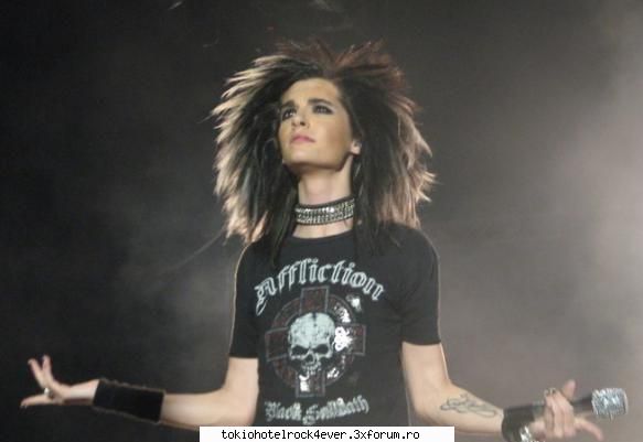 Bill's new tatoo - aici s vede f putzin - *..::Bill Kaulitz::..*