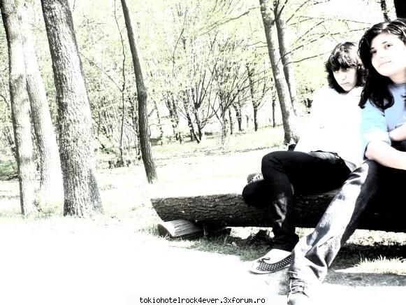 BlackStain - aici sigur mi se vede fata:D - *..::Me, myself & I::..*