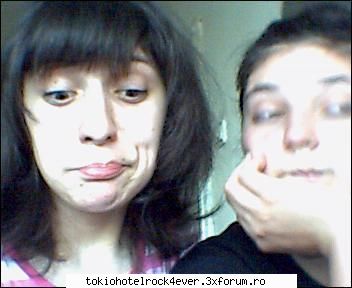 BlackStain - Am cam aceleasi ipostaze... Pun poze facute cu - *..::Me, myself & I::..*