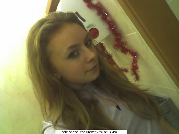 Byka. -.- :] - ImperialAsphixietedCrime - *..::Archive::..*