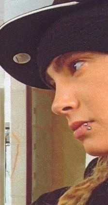 Ce nu va place la Tom?? - imi plashe totul la el - *..::Tom Kaulitz::..*