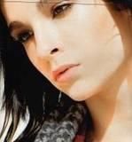 Ce v'a impresionat la ei? - Ce ma impresionat}:x..hm..in primul rand - *..::Tokio Hotel & Us::..*