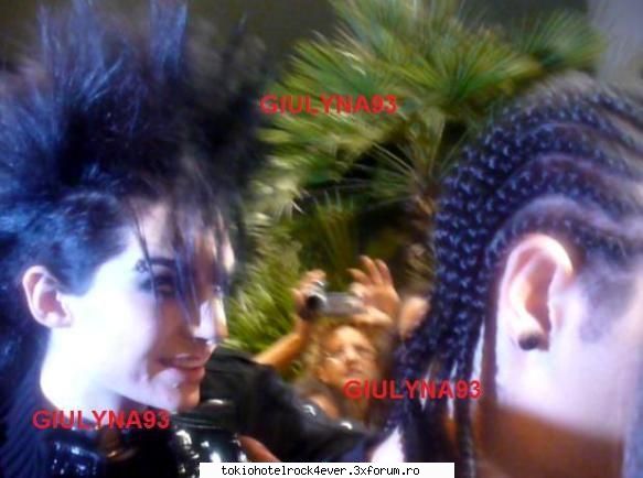 Ce ziketzi d noile look-uri? - B ce coditze strambe ai! T si u esti stramb da eo - *..::Bill Kaulitz::..*