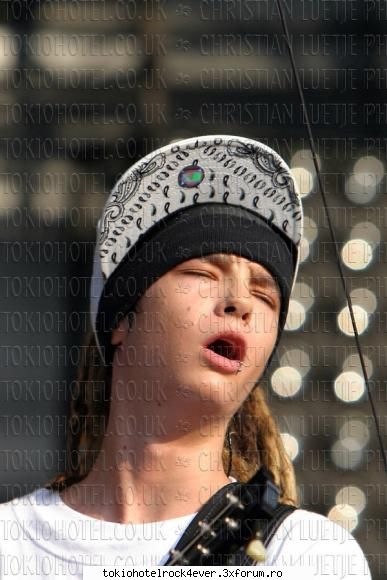 Cik Tom orgasm=)) - tom is verrrrrryyyy hot - *..::Tom Kaulitz::..*