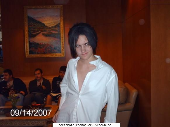 Cosplay - am si eu cateva 2-3 sasuke dar nu seamana niciin - *..::Anime::..*