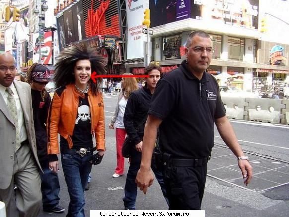 David jost! - Am mai auzit pe un forum ''vvad imagini cum ca - *..::Archive::..*