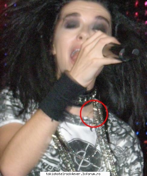 De la cine l'o f primit - eu zic ca de la maicasa - *..::Bill Kaulitz::..*