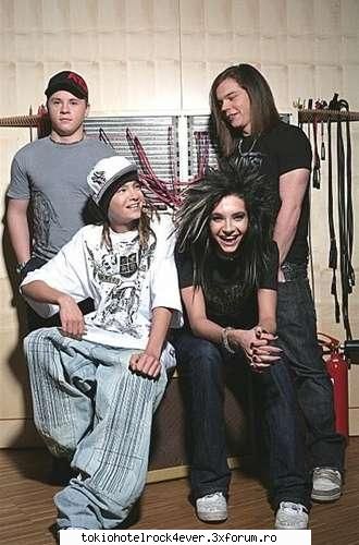 Different but the same! - Bill, Tom,Georg sh Gustav - *..::FanFiction Archive::..*