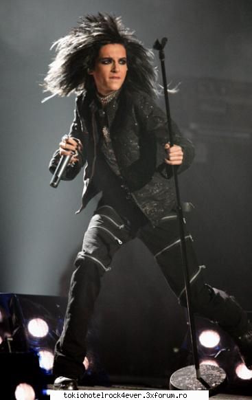 EMA - European Music Awards - aici isi ia zboru`! ce fatza are! - *..::Tokio Hotel::..*