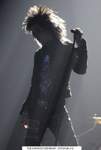 EMA - European Music Awards - asa...alta.. ce mijto a iesit! umbre...lumini - *..::Tokio Hotel::..*