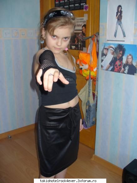 FANI ADEVARATZI! ;)) - ink 2 fani adevaratzi! :>:> fata asta - *..::Tokio Hotel::..*
