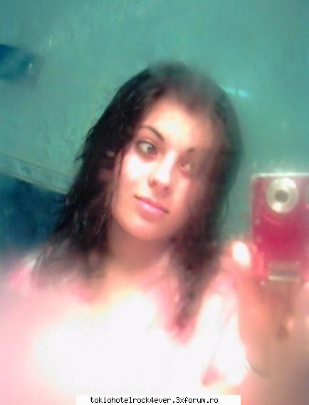 F�e�ita~d�l�e - poja preferata a lu' uby:) - *..::Me, myself & I::..*