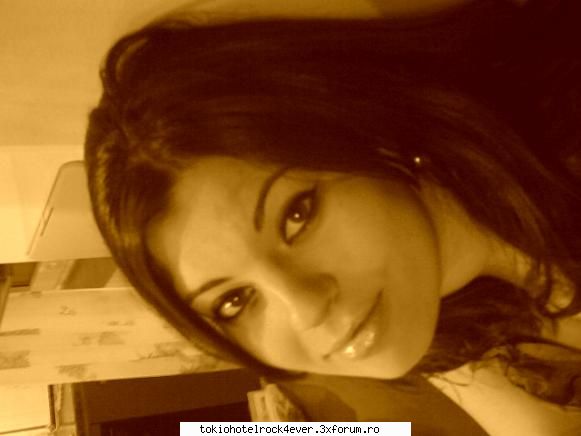 F�e�ita~d�l�e - fresita~dulshe - *..::Me, myself & I::..*
