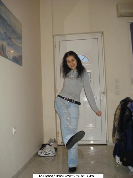 Gia... - ma bucuram k ninge si nu ma duc la munk! - *..::Me, myself & I::..*