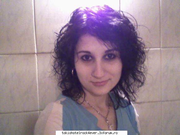 doamne ce fatza aveam de :nebun:  :nebun:  :rotfl: gia...