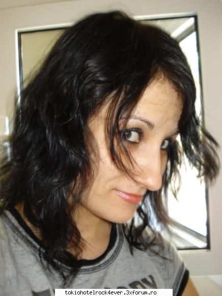 Gia... - e foarte cald maiiii :x - *..::Me, myself & I::..*