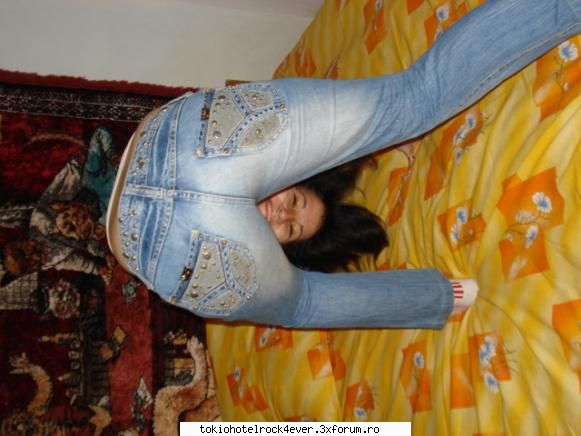 Gia... - aici ii aratam cum se da peste cap - *..::Me, myself & I::..*