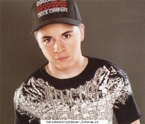 Gusty :X - gυѕтαν ♥ мυѕι� єℓє�тяσ - *..::Gustav Schafer::..*