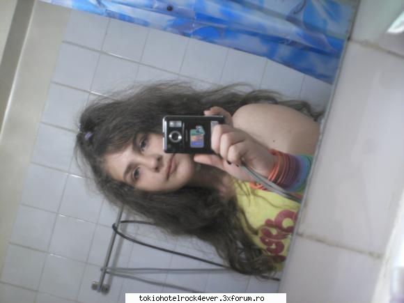 Hallo! Ich bin Emma :D - prea multe vrei :]] hai k ti'l dau mai buna e - *..::Me, myself & I::..*